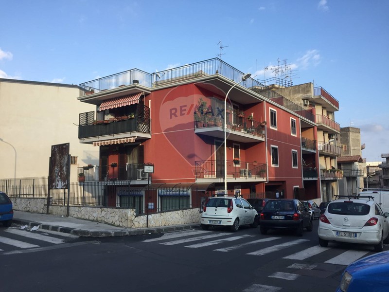 Trilocale in Vendita a Misterbianco, 160'000€, 130 m²