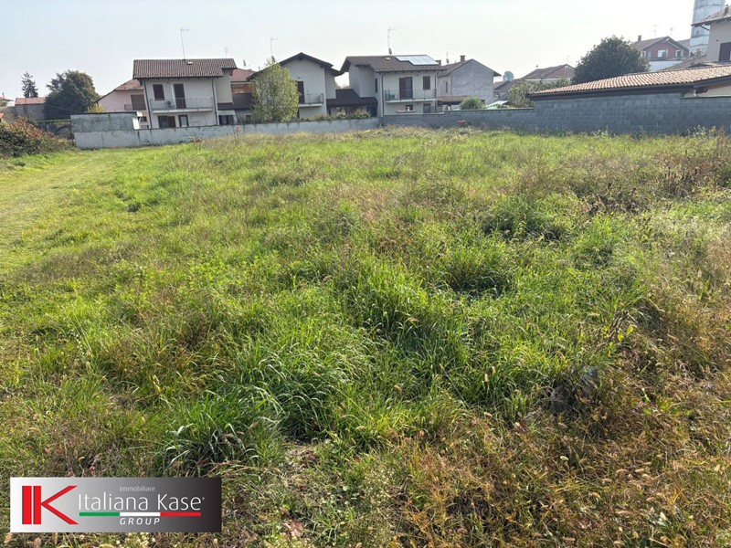 Terreno edificabile in Vendita a Mazzè, 39'000€, 852 m²
