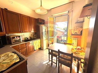 Trilocale in Vendita a Novara, 119'000€, 96 m²