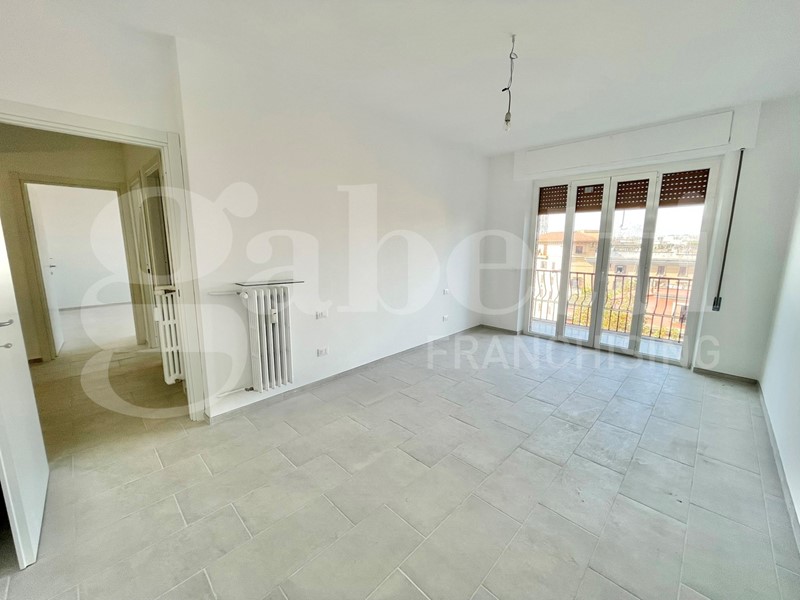 Bilocale in Affitto a Roma, 1'400€, 70 m²