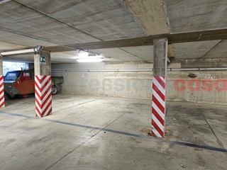 Ufficio in Vendita a Monteroni d'Arbia, 125'000€, 92 m², arredato