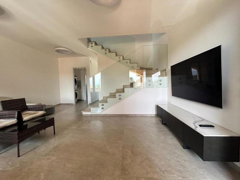 Appartamento in Vendita a Treglio, 250'000&euro;, 150 m²