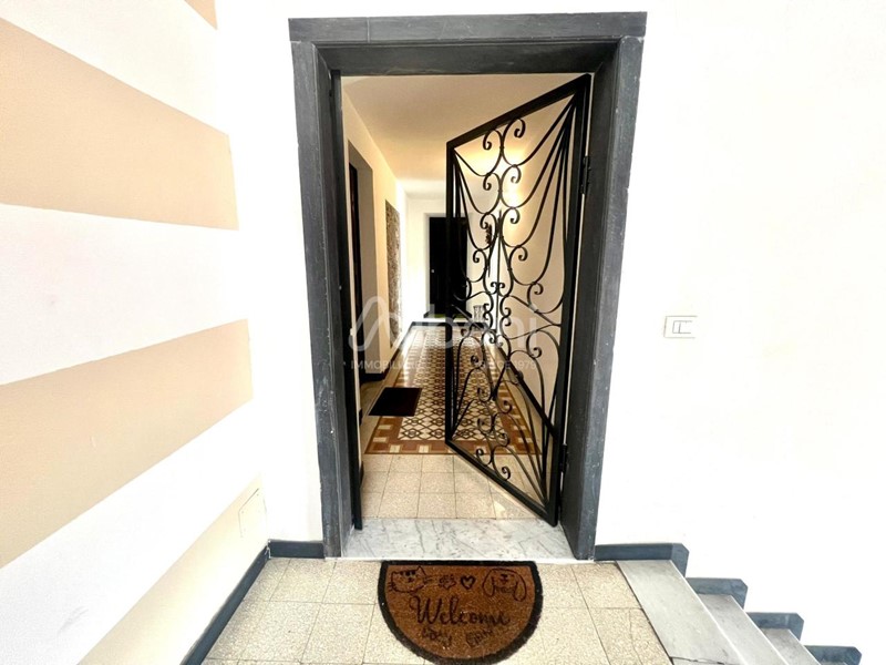 Trilocale in Vendita a Sarzana, zona Sarzana centro storico, 210'000€, 78 m², arredato