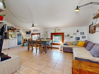 Appartamento in Vendita a Bolzano Vicentino, 170'000&euro;, 109 m², con Box