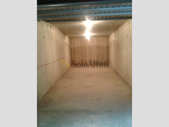 Box in Affitto a Torino, zona San Donato, 130€, 30 m²