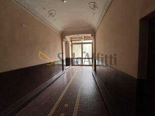 Trilocale in Affitto a Torino, zona Cenisia, 950€, 80 m², arredato