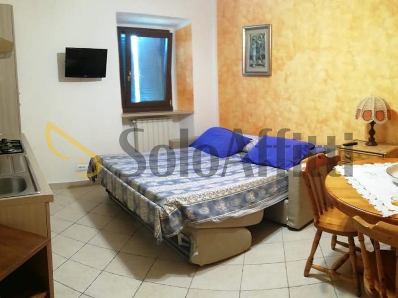 Appartamento in Affitto a Montefiascone, 450€, 50 m², arredato