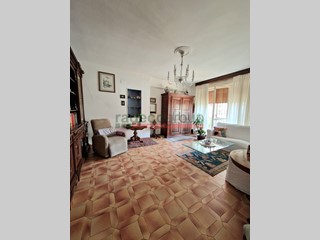 Appartamento in Vendita a Livorno, zona marconi, 285'000€, 150 m²
