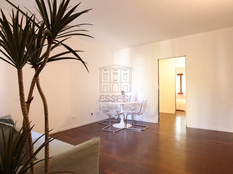 Quadrilocale in Vendita a Lucca, zona Centro storico, 235'000€, 71 m²