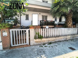 Villa in Vendita a Tortoreto, 81'000€, 155 m²