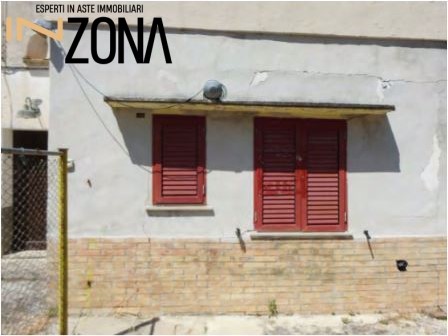 Trilocale in Vendita a Civitella del Tronto, 9'000€, 135 m²