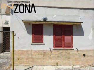 Trilocale in Vendita a Civitella del Tronto, 9'000€, 135 m²
