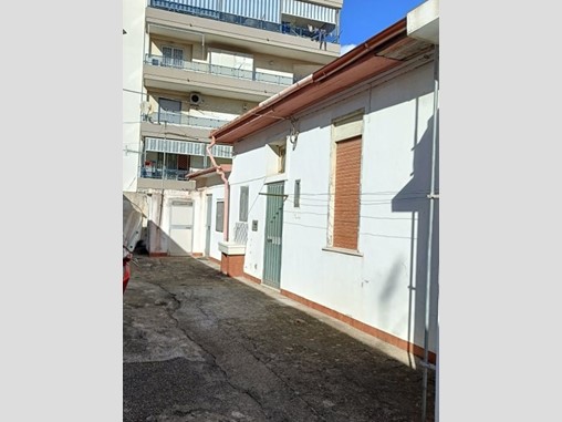 Bilocale in Vendita a Messina, 20'000€, 55 m²