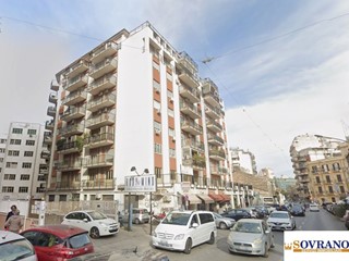 Quadrilocale in Vendita a Palermo, 285'000€, 150 m²
