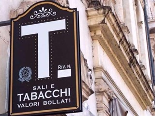 Attività commerciale in Vendita a Montopoli in Val d'Arno, 190'000€, 150 m²