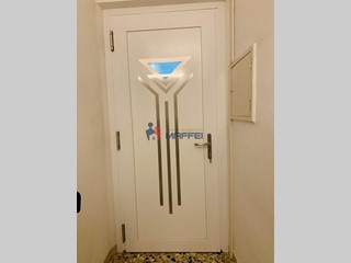 Casa Indipendente in Vendita a Camaiore, zona Lido di Camaiore, 410'000&euro;, 190 m², arredato, con Box