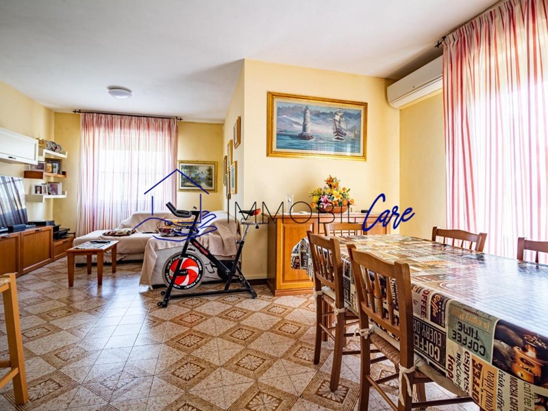 Quadrilocale in Vendita a San Giuliano Terme, zona Sant'Andrea In Pescaiola, 178'000€, 96 m², con Box