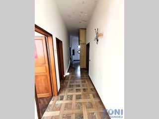 Villetta a schiera in Vendita a Empoli, 500'000€, 280 m², con Box