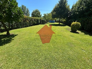 Villa bifamiliare in Vendita a Montelupo Fiorentino, 460'000€, 200 m², con Box