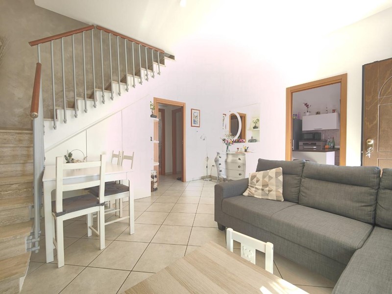 Appartamento in Vendita a Castelfranco di Sotto, 210'000€, 92 m², con Box