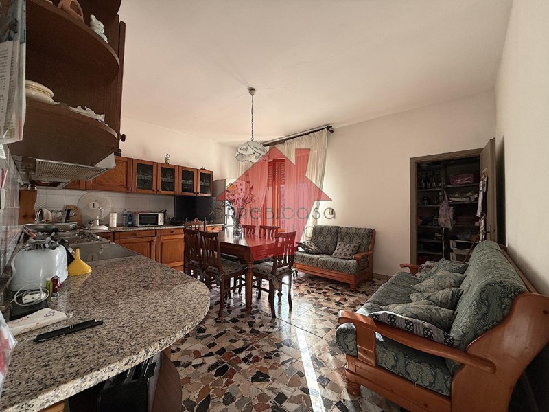 Appartamento in Vendita a Vinci, zona Sovigliana, 230'000€, 110 m²