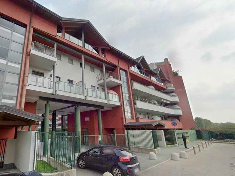 Trilocale in Vendita a Legnano, 146'250€, 109 m², con Box