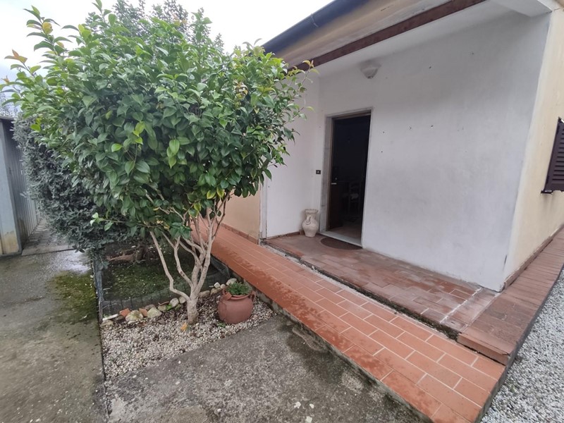 Casa Indipendente in Vendita a Pietrasanta, 125'000€, 48 m², arredato