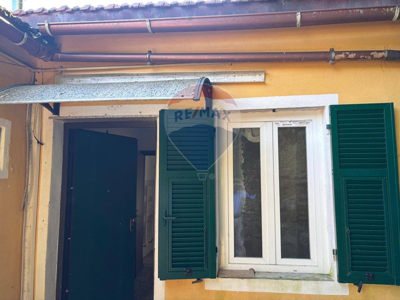 Appartamento in Vendita a Bargagli, 60'000€, 85 m²