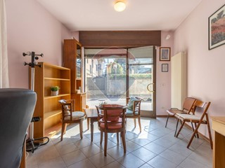 Attività commerciale in Vendita a Tradate, 59'000€, 40 m²