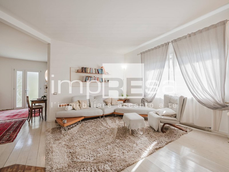 Casa Indipendente in Vendita a Treviso, 530'000€, 228 m²