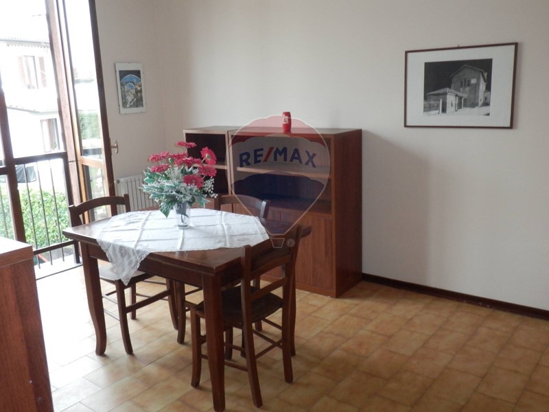 Monolocale in Vendita a Varese, 51'000€, 35 m²
