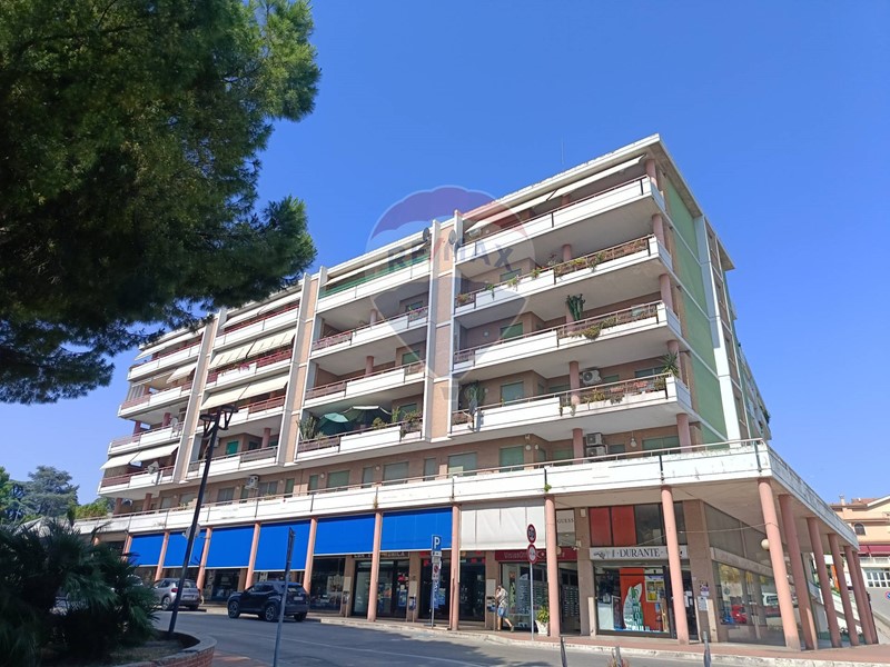 Trilocale in Vendita a San Salvo, 85'000€, 74 m²