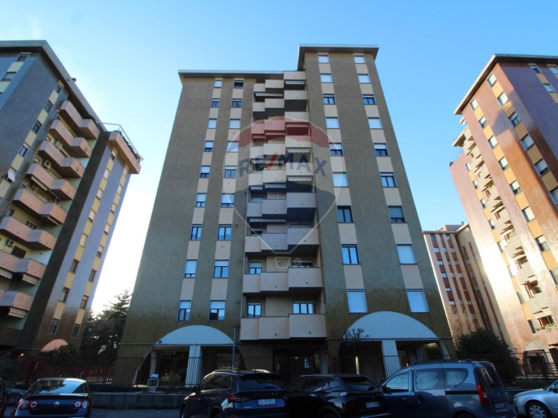 Box in Vendita a Sesto San Giovanni, 49'000€, 60 m²