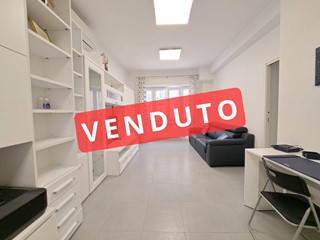 Bilocale in Vendita a Roma, 250'000&euro;, 70 m²