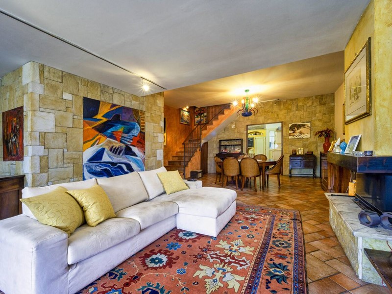 Villetta a schiera in Vendita a Roma, 420'000€, 195 m²