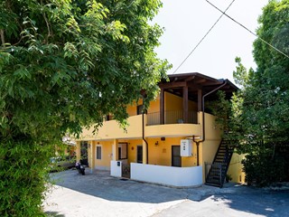 Casa Indipendente in Vendita a San Giovanni Teatino, 180'000€, 110 m²