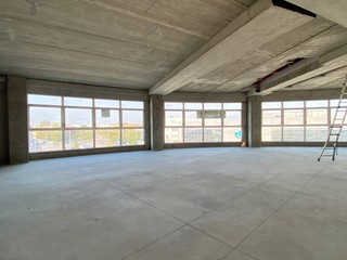 Ufficio in Vendita a Parma, 130'000€, 336 m²