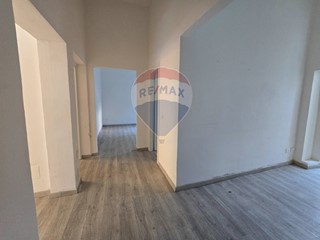 Quadrilocale in Vendita a Piombino, 79'000€, 75 m²