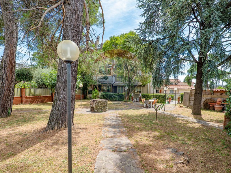 Appartamento in Vendita a Prato, 349'700€, 365 m²