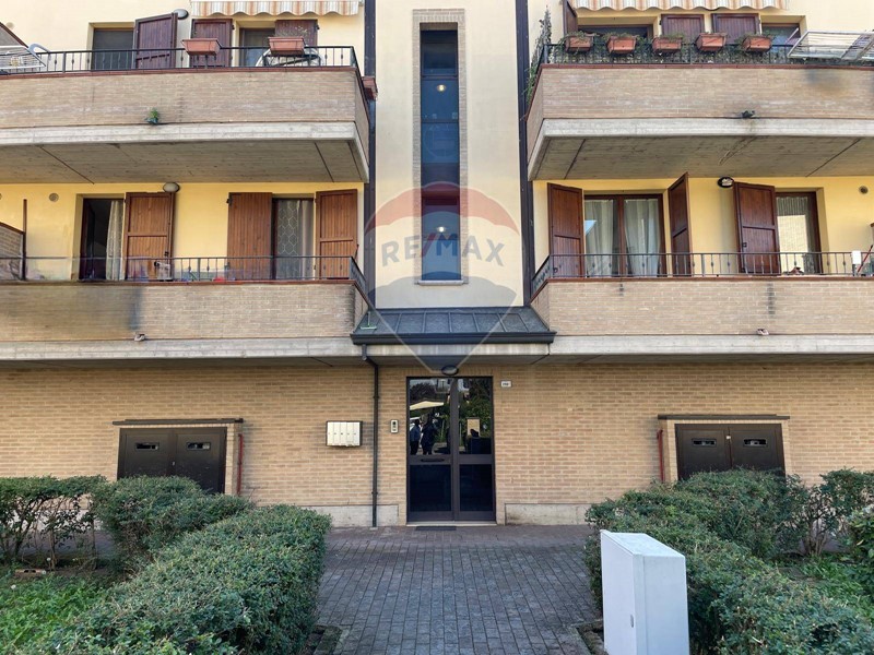 Bilocale in Vendita a Reggio Emilia, 100'000€, 61 m²