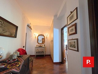 Appartamento in Vendita a Caserta, 320'000€, 160 m²