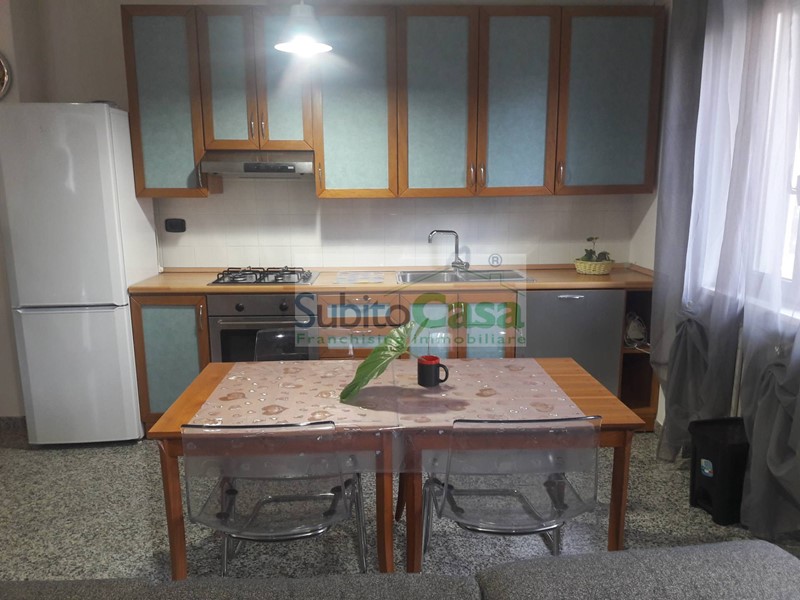 Trilocale in Affitto a Chieti, 550€, 65 m²
