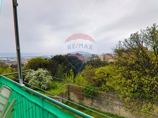 Quadrilocale in Vendita a Genova, 67'000€, 69 m²
