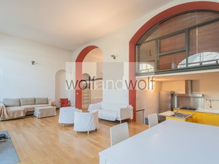 Bilocale in Vendita a Milano, 910'000€, 140 m²