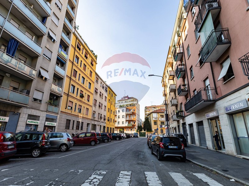 Trilocale in Vendita a Milano, 310'000€, 90 m²