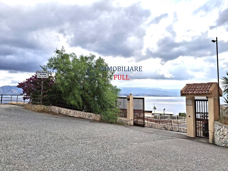 Trilocale in Vendita a Messina, 158'000€, 88 m²