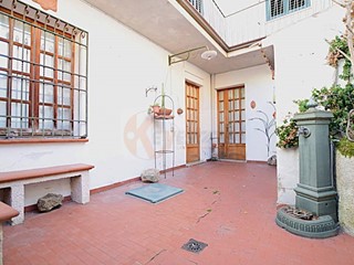 Casa Indipendente in Vendita a Nuoro, 115'000€, 112 m²