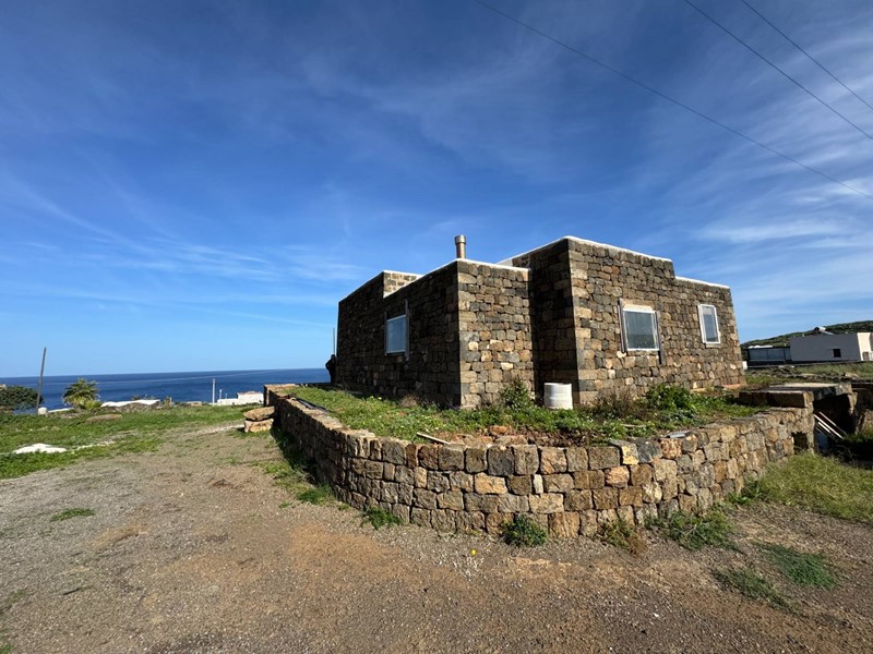 Casa Indipendente in Vendita a Pantelleria, 1'155'000&euro;, 150 m²