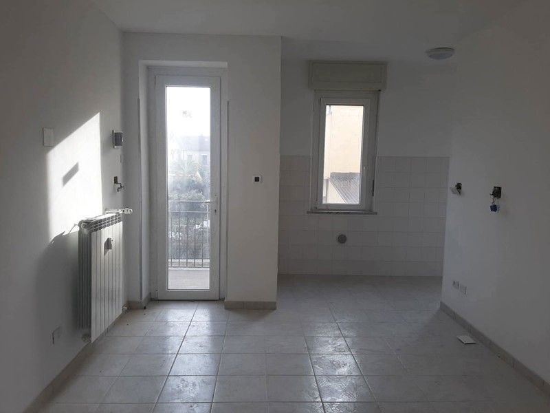 Negozio in Vendita a Nichelino, 69'000€, 90 m²