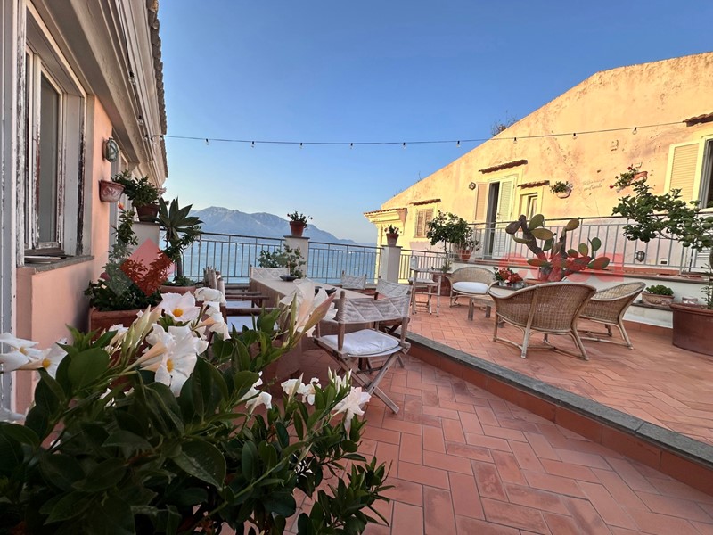 Appartamento in Vendita a Gaeta, 1'200'000€, 200 m², arredato